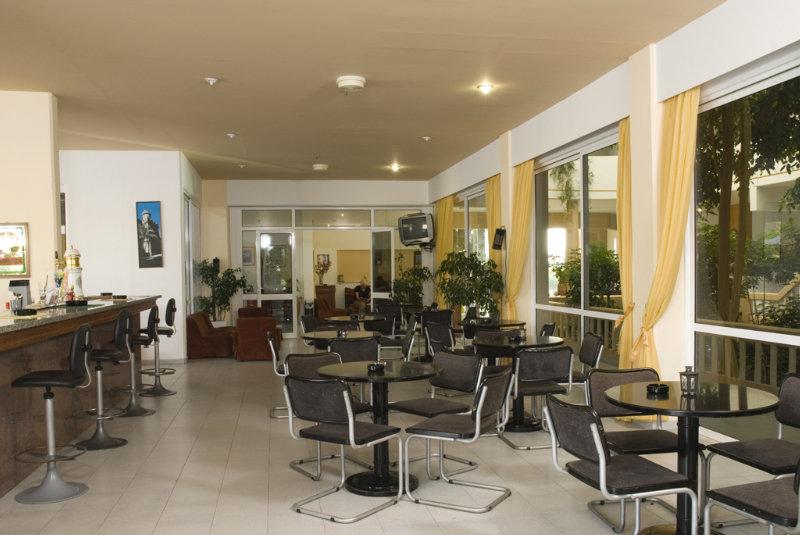 Sabina Hotel Theológos エクステリア 写真